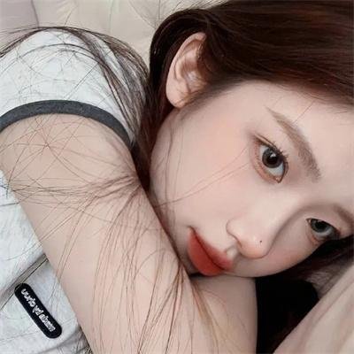 贝内尔和阿达玛高清封面